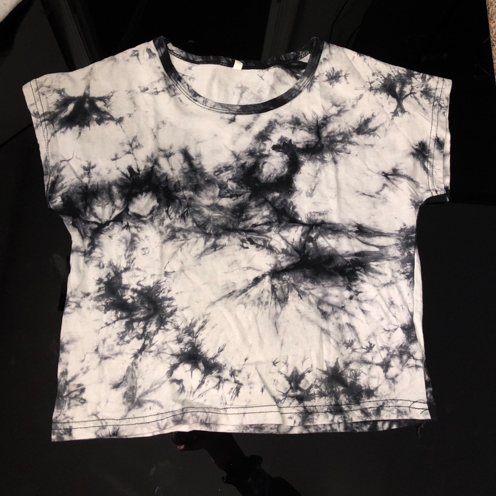 b&w crop top